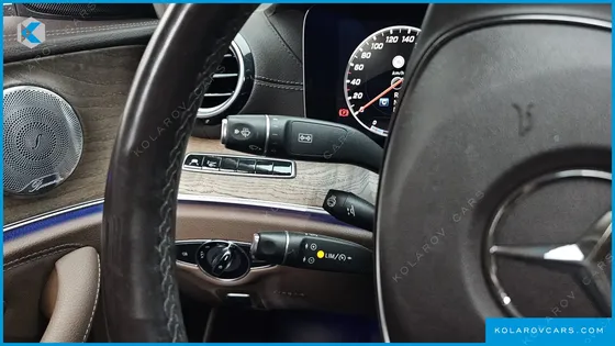 MERCEDES E-CLASS E300 4MATIC EXCLUSIVE