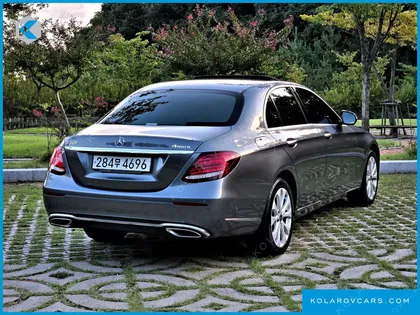 MERCEDES E-CLASS E300 4MATIC EXCLUSIVE