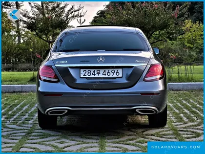 MERCEDES E-CLASS E300 4MATIC EXCLUSIVE