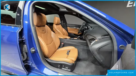 CADILLAC CT5 2.0 SPORT