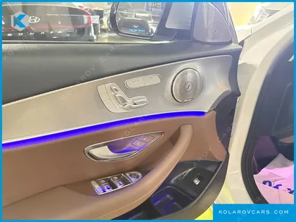 MERCEDES E-CLASS E300 AVANTGARDE