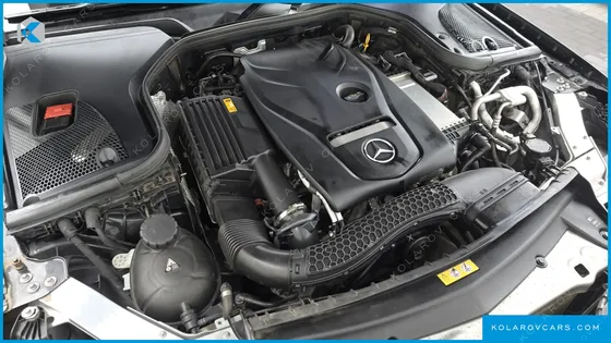 MERCEDES E-CLASS E300 4MATIC AMG LINE