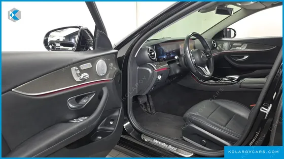 MERCEDES E-CLASS E300 4MATIC AMG LINE