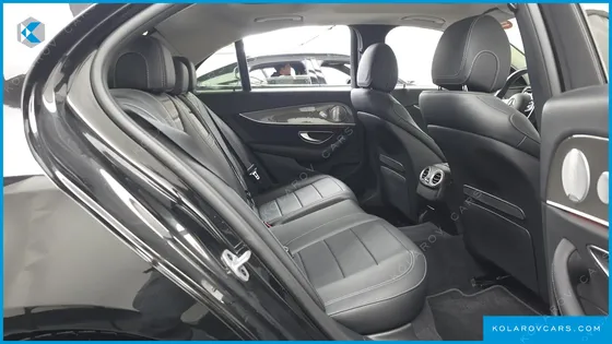 MERCEDES E-CLASS E300 4MATIC AMG LINE