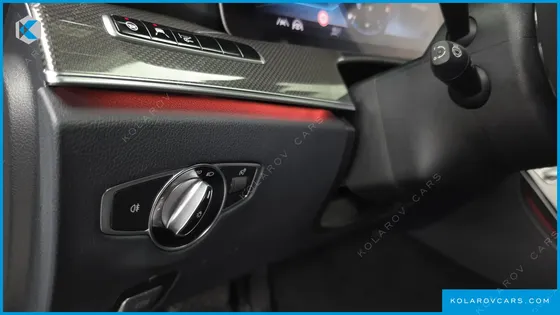 MERCEDES E-CLASS E300 4MATIC AMG LINE