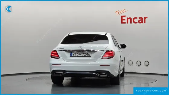 MERCEDES E-CLASS E300 AMG LINE