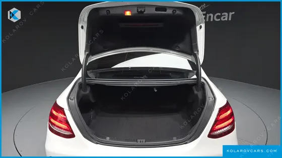 MERCEDES E-CLASS E300 AVANTGARDE