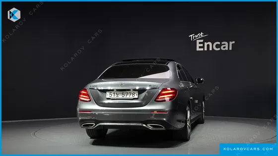 MERCEDES E-CLASS E300 4MATIC AMG LINE