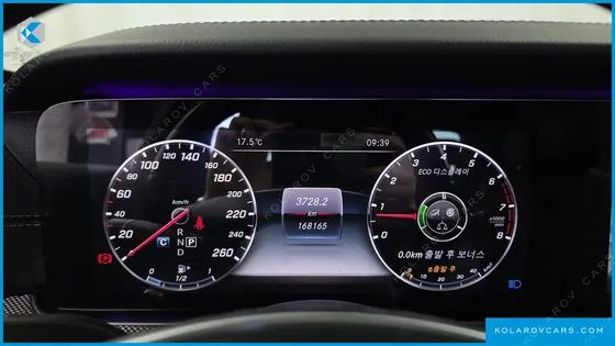 MERCEDES E-CLASS E300 4MATIC AMG LINE