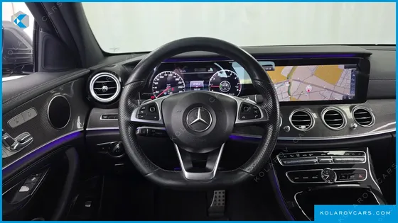 MERCEDES E-CLASS E300 4MATIC AMG LINE
