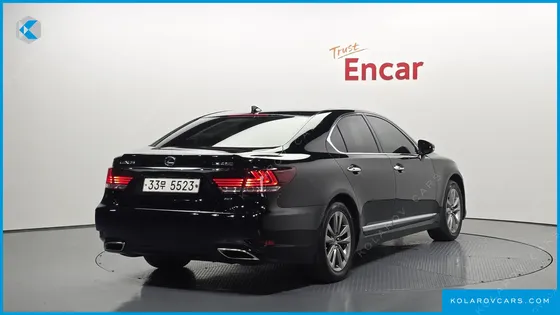 LEXUS LS AWD