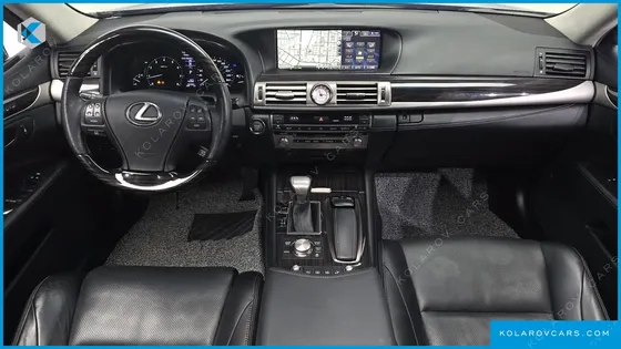 LEXUS LS AWD