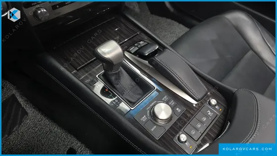 LEXUS LS AWD