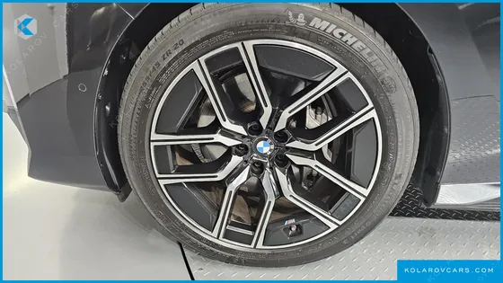 BMW I7 EDRIVE 50 M SPORT