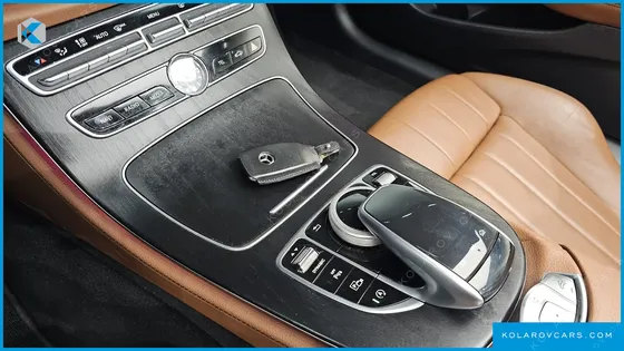 MERCEDES E-CLASS E220D CABRIOLET