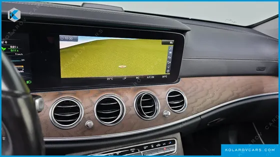 MERCEDES E-CLASS E300E EXCLUSIVE