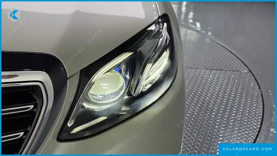 MERCEDES E-CLASS E300 4MATIC EXCLUSIVE