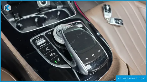 MERCEDES E-CLASS E300 4MATIC EXCLUSIVE