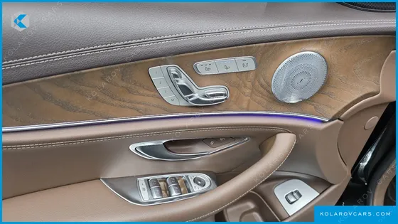 MERCEDES E-CLASS E300 4MATIC EXCLUSIVE
