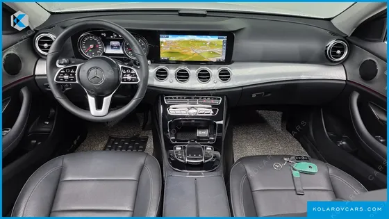 MERCEDES E-CLASS E300 AVANTGARDE
