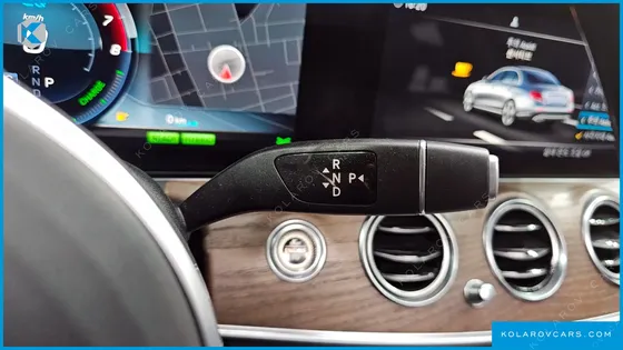 MERCEDES E-CLASS E300E EXCLUSIVE