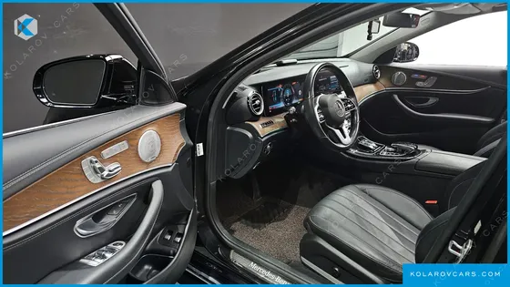 MERCEDES E-CLASS E300E EXCLUSIVE