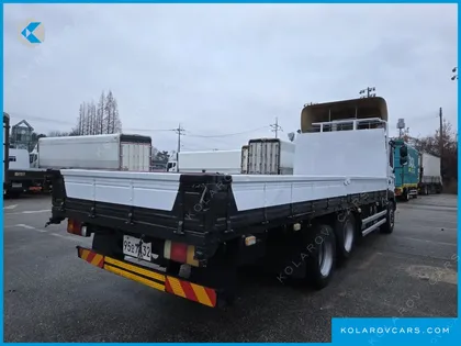 HYUNDAI MEGA TRUCK GOLD