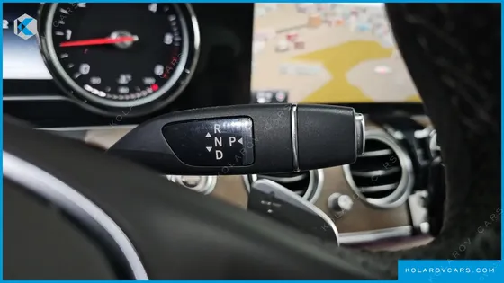 MERCEDES E-CLASS E220D EXCLUSIVE