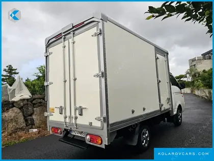 HYUNDAI PORTER II STANDARD CAP CRDI
