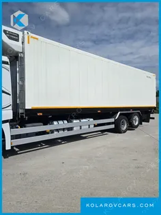 MERCEDES CARGO TRUCK 6X4