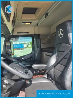 MERCEDES CARGO TRUCK 6X4
