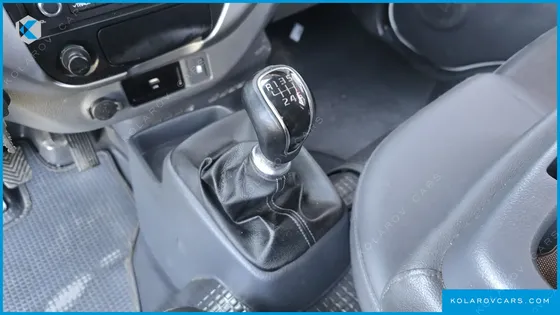 KIA BONGO III KING CAP