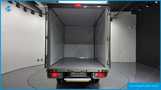 HYUNDAI PORTER II SUPER CABIN LPG