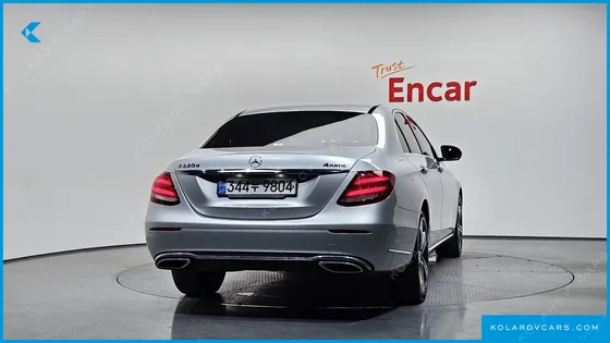 MERCEDES E-CLASS E220D 4MATIC EXCLUSIVE