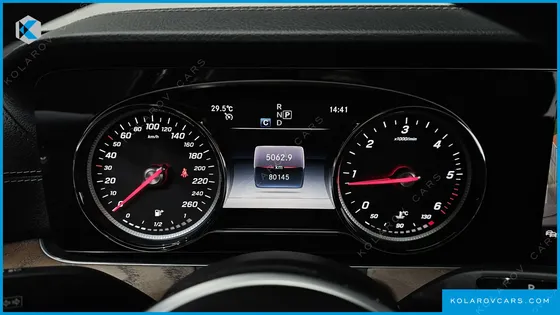 MERCEDES E-CLASS E220D 4MATIC EXCLUSIVE