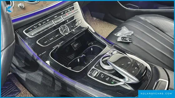 MERCEDES E-CLASS E220D 4MATIC EXCLUSIVE