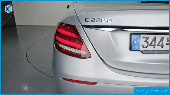 MERCEDES E-CLASS E220D 4MATIC EXCLUSIVE