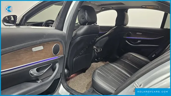 MERCEDES E-CLASS E220D 4MATIC EXCLUSIVE