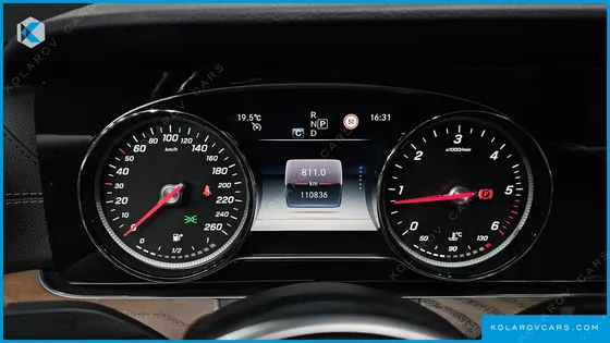 MERCEDES E-CLASS E220D EXCLUSIVE