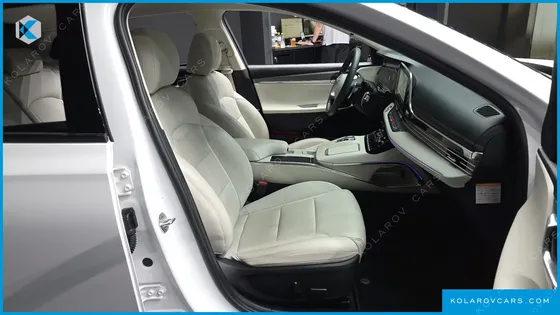 HYUNDAI GRANDEUR LE BLANC