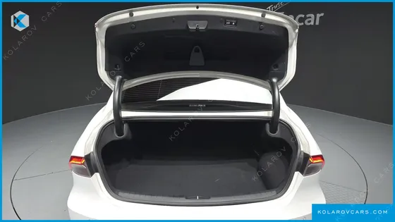 HYUNDAI GRANDEUR LE BLANC