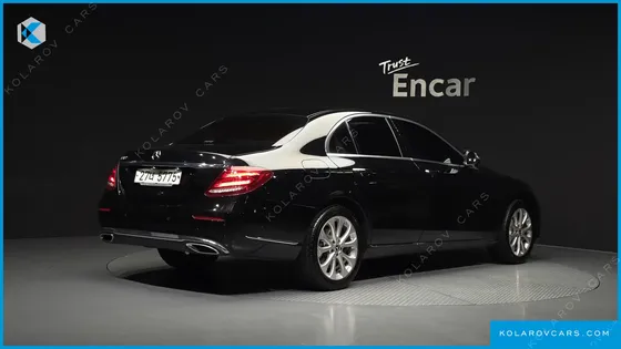 MERCEDES E-CLASS E300 EXCLUSIVE