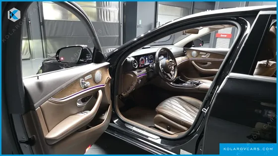 MERCEDES E-CLASS E300 EXCLUSIVE