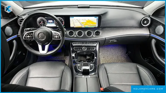 MERCEDES E-CLASS E300 4MATIC AVNATGARDE