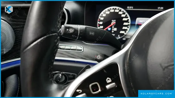 MERCEDES E-CLASS E300 4MATIC AVNATGARDE