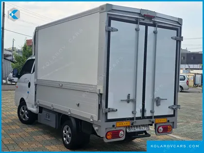HYUNDAI PORTER II SUPER CABIN LPG