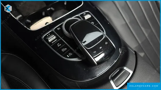 MERCEDES E-CLASS E300 EXCLUSIVE