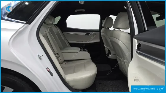 HYUNDAI GRANDEUR LE BLANC