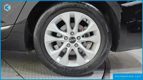 KIA K8 2.5 GASOLINE 2WD