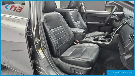 TOYOTA CAMRY 2.5 XLE